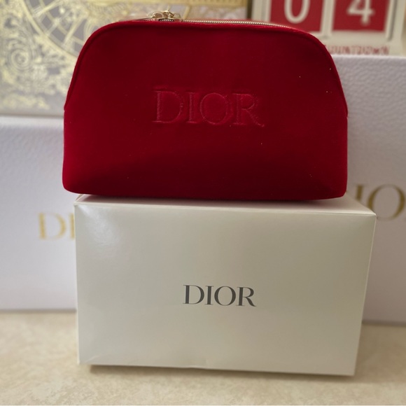 Dior Red Velvet Makeup Pouch NEW in Box - Picture 3 of 8
